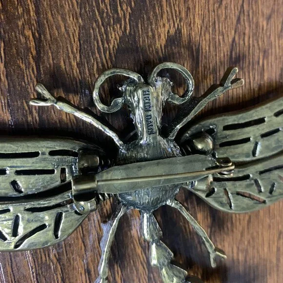 Heidi Daus Crystal Dragonfly Pin - Picture 5 of 6